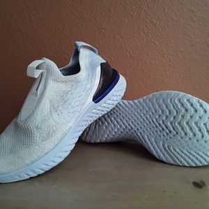Nike epic phantom react fk flyknit white blue 9.5